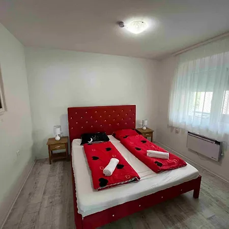 Matyas Vendeghaz * 希欧福克