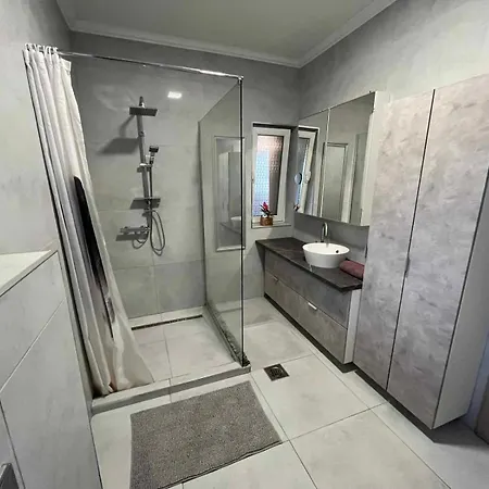Apartment Matyas Vendeghaz *